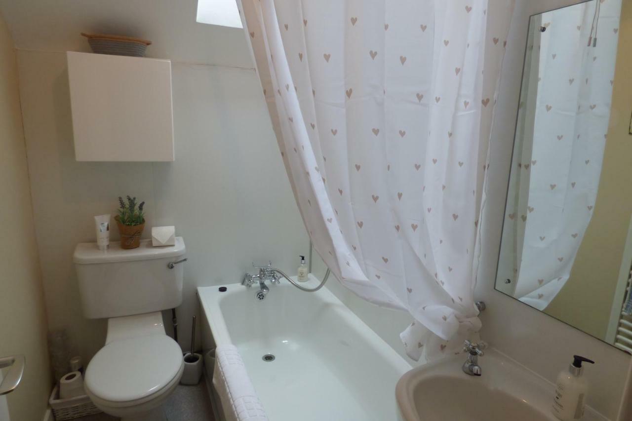 Abbey View Apartment เคลโซ ภายนอก รูปภาพ